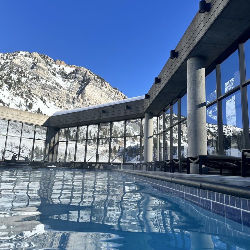 The Cliff Spa - Outside heated pool - Day Spas Near Me - Snowbird, Utah The Cliff Spa - Outside heated pool - Day Spas Near Me - Snowbird, Utah