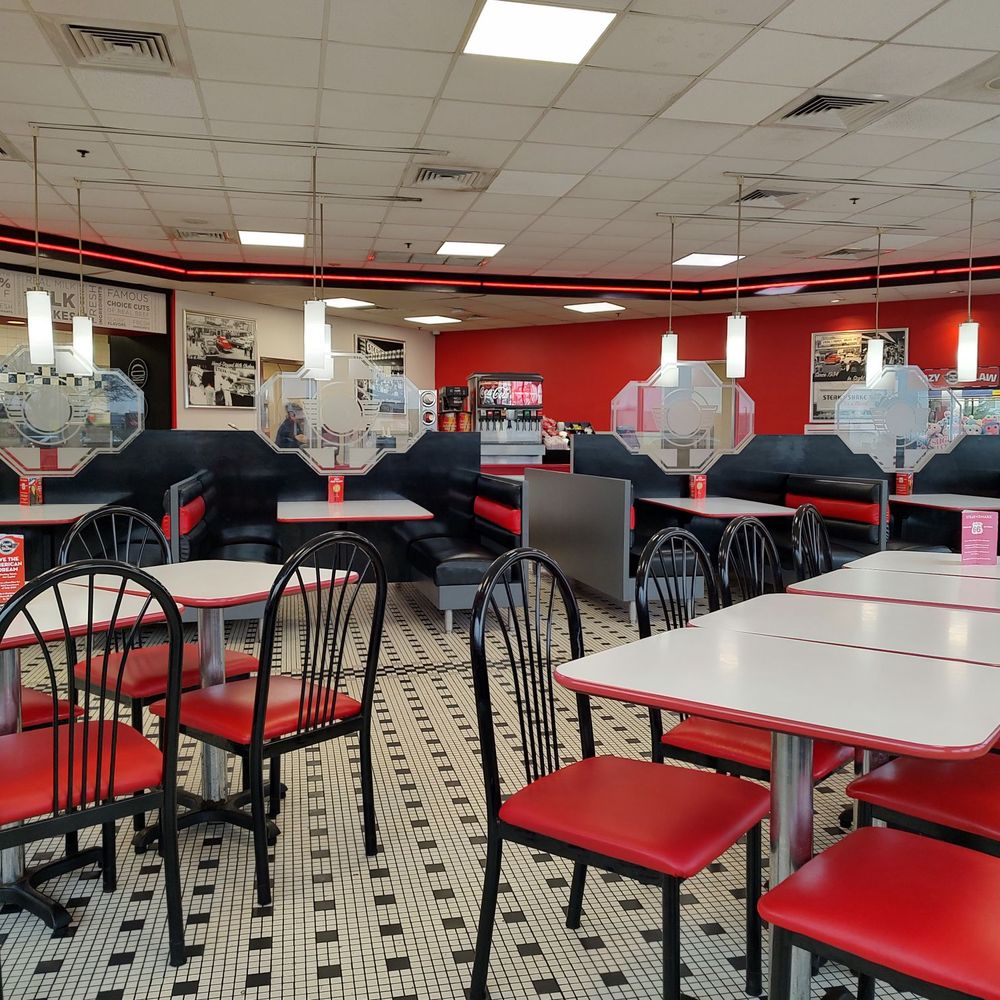 Steak ’n Shake - Plenty of seats in this super clean place. - Fast Food Near Me - Batavia, Illinois Steak ’n Shake - Plenty of seats in this super clean place. - Fast Food Near Me - Batavia, Illinois