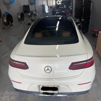Grayy Customs - Black vinyl roof wrap - Vehicle Wraps Near Me - Queens, New York Grayy Customs - Black vinyl roof wrap - Vehicle Wraps Near Me - Queens, New York