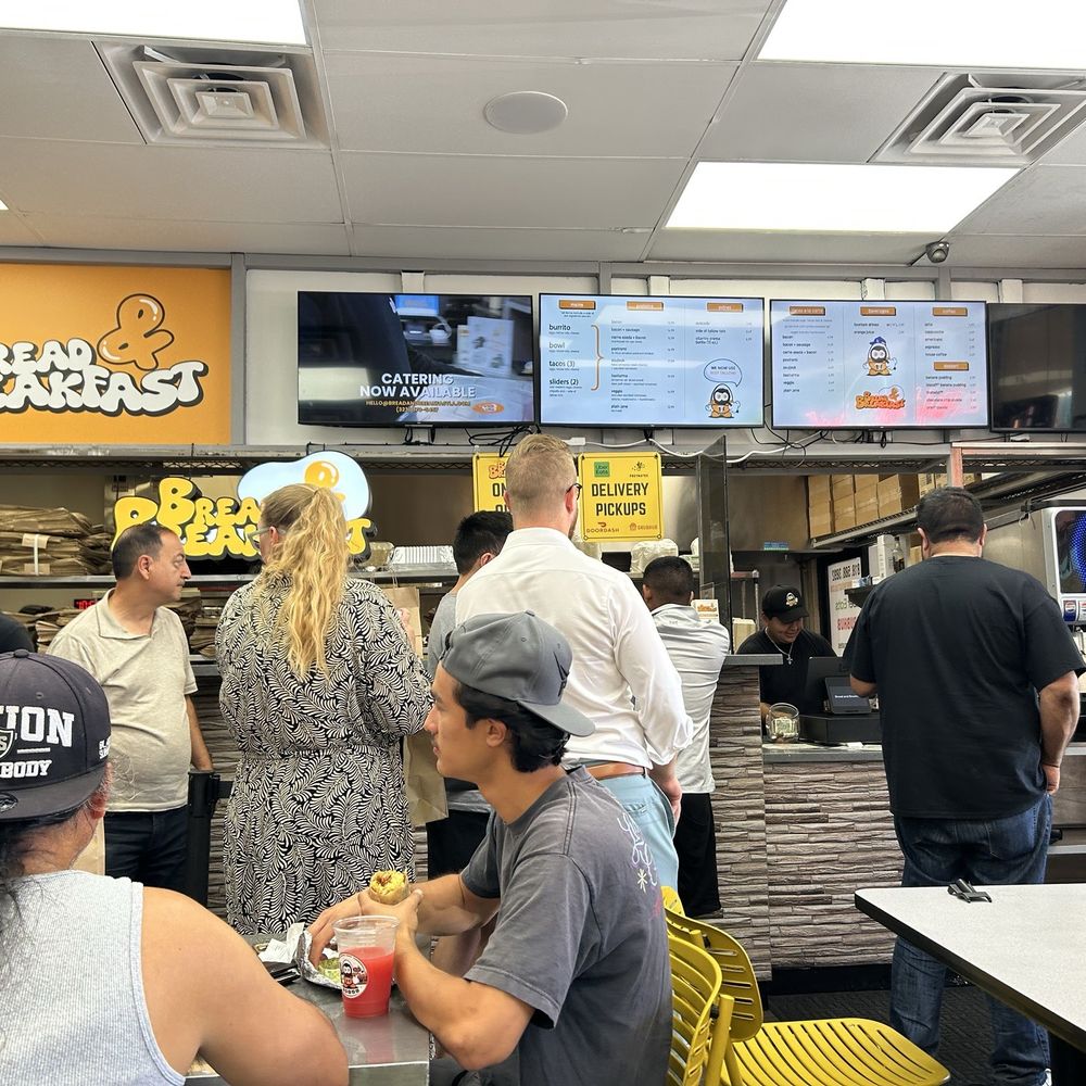 Bread & Breakfast - Burbank - Inside - Breakfast & Brunch Near Me - Burbank, California Bread & Breakfast - Burbank - Inside - Breakfast & Brunch Near Me - Burbank, California