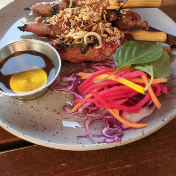 Dzo Viet Eatery - nem nuong - Vietnamese Near Me - Toronto, Ontario