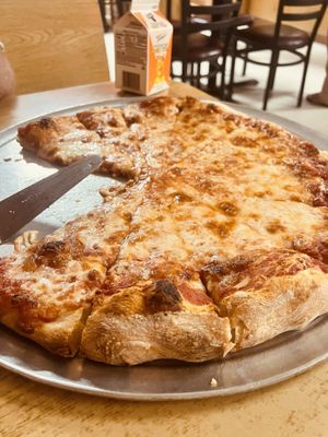 Fiori's Pizzaria by null