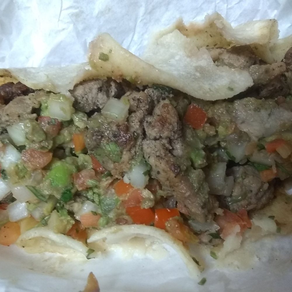 Los Ronabertos Mexican Food - Carne Asada Taco (it was huge & the best thing there) - Mexican Near Me - Globe, Arizona Los Ronabertos Mexican Food - Carne Asada Taco (it was huge & the best thing there) - Mexican Near Me - Globe, Arizona
