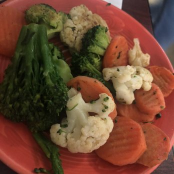 La Paris Cafeteria - Vegetable side - Latin American Near Me - Miami, Florida