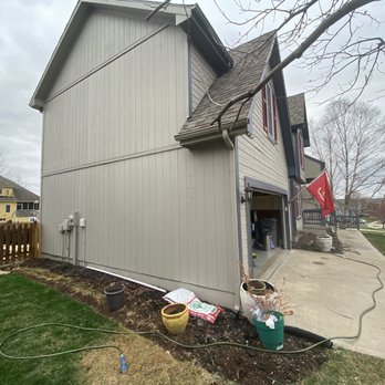 Midwest Paint & Timber - Left side of house (before). - Painters Near Me