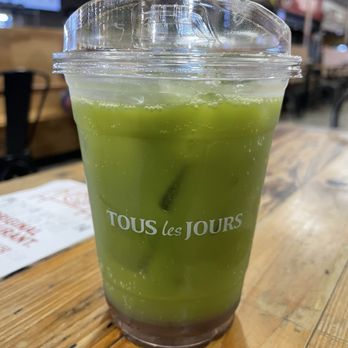 Tous Les Jours - Matcha Lavender Lemonade (TikTok: @justandyvu) - Coffee & Tea Near Me - Westminster, California