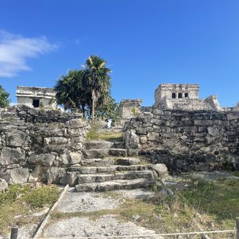Zona Arqueológica de Tulum - Landmarks & Historical Buildings Near Me - Tulum, ROO
