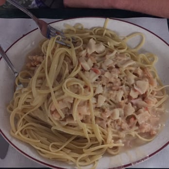 Deluxe - Seafood Deluxe, crap and shrimp with a sherry cream sauce. Absolutely delicious!! - Italian Near Me - Geneva, New York