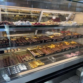 Masis Bakery - Bakeries Near Me - Burbank, California Masis Bakery - Bakeries Near Me - Burbank, California