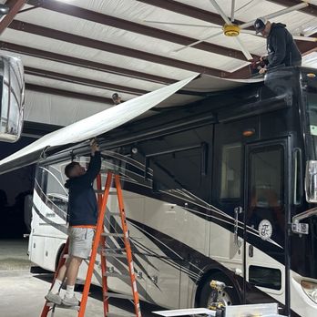 RV Solutions - Off with the old - RV Repair Near Me - Red Bay, Alabama RV Solutions - Off with the old - RV Repair Near Me - Red Bay, Alabama