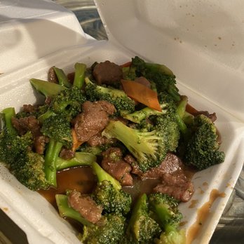 China Bowl - Soggy broccoli beef. Sadly the worst broccoli beef I've yet to have. Mushy broccoli and nasty chewy low quality meat. - Chinese Near Me - Ripon, California