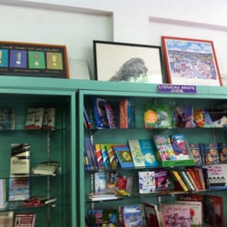 Libreria Tinerfeña 2000 - Inside View.