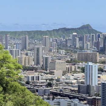 Punchbowl Scenic Lookout - Downtown Waikiki in the distance - Landmarks & Historical Buildings Near Me - Honolulu, Hawaii Punchbowl Scenic Lookout - Downtown Waikiki in the distance - Landmarks & Historical Buildings Near Me - Honolulu, Hawaii
