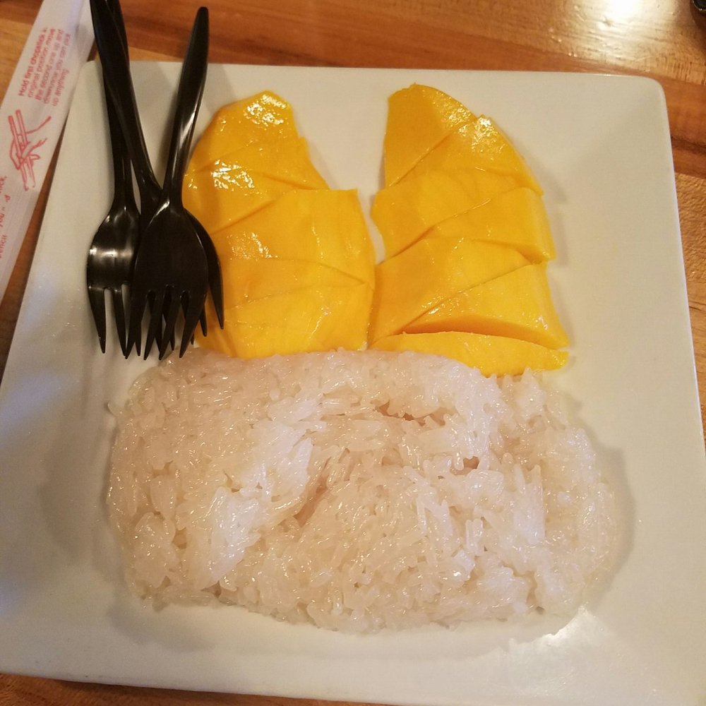 Mint Thai Kitchen - sticky rice w/mango - Thai Near Me - Houston, Texas Mint Thai Kitchen - sticky rice w/mango - Thai Near Me - Houston, Texas