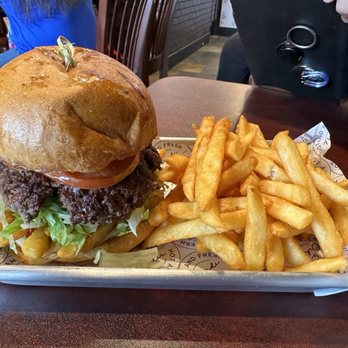 Flip N Dip Burger - Classic Burger - Halal Near Me - Cypress, Texas