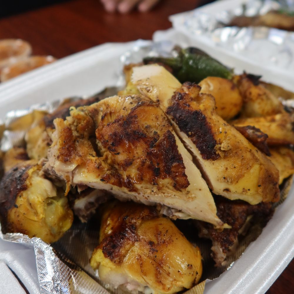 Ay Papa Que Rico - a plate of food - Caribbean Near Me - Van Nuys, California