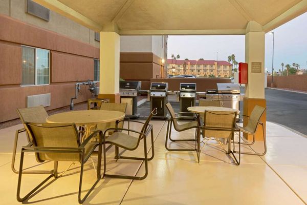 Sonesta Simply Suites Las Vegas Convention Center by null