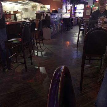 Floyd's Pub - Interior - Pubs Near Me - Chicago, Illinois