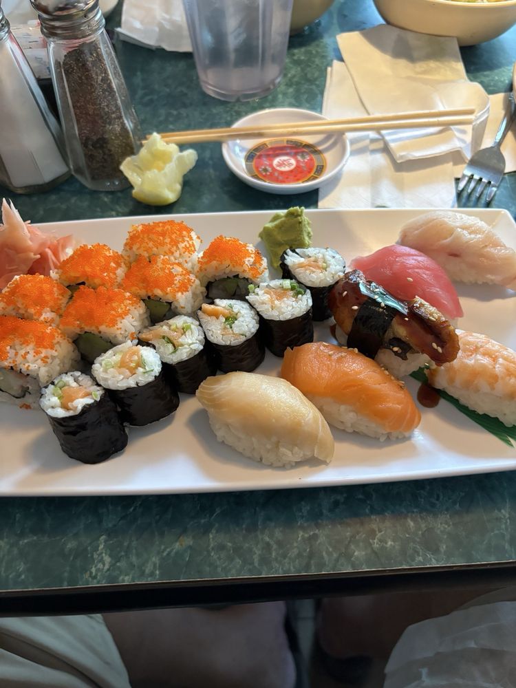 Hatsuhana Express Logo