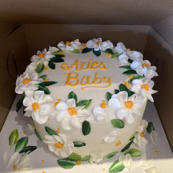 A Bakeshop - Cake I was given at another bakery. - Bakeries Near Me - Phoenix, Arizona A Bakeshop - Cake I was given at another bakery. - Bakeries Near Me - Phoenix, Arizona