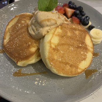 Hanabusa Cafe - Earl Grey and Sea Salt Caramel Pancake - Pancakes Near Me - Chicago, Illinois Hanabusa Cafe - Earl Grey and Sea Salt Caramel Pancake - Pancakes Near Me - Chicago, Illinois