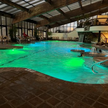 Minerals Hotel - Indoor pool at night - Hotels Near Me - Vernon, New Jersey