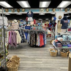Sandal Factory Outlet - Inside