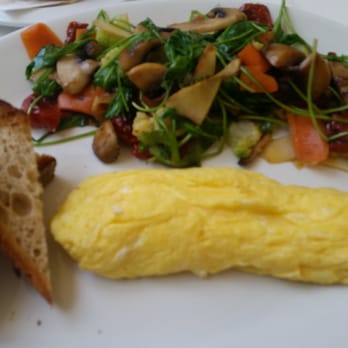 Norte - Omelett with seasons vegetables - Spanish Near Me - Barcelona, B Norte - Omelett with seasons vegetables - Spanish Near Me - Barcelona, B
