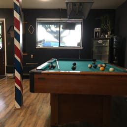 Pool table in the lounge area! Pool table in the lounge area!