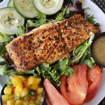 Driftaway Cafe - Salad with salmon - American Near Me - Savannah, Georgia