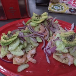 La Picanteria - Piled high shrimp tostadas