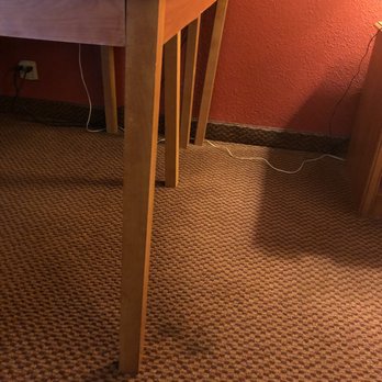 Meadowlands River Inn - Desk - Hotels Near Me - Secaucus, New Jersey