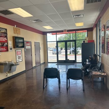 Sun Auto Service - Waiting area - Auto Repair Near Me - Austin, Texas Sun Auto Service - Waiting area - Auto Repair Near Me - Austin, Texas