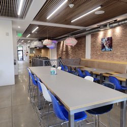 231 West Patisserie