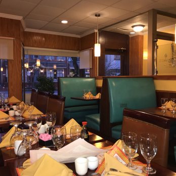 Oriental Pearl - Dining area - Chinese Near Me - Haddonfield, New Jersey