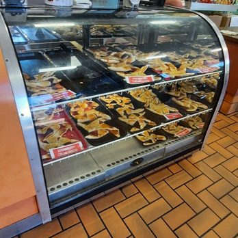 Dandee Donut Factory - Donuts Near Me - Pompano Beach, Florida
