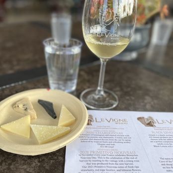 Le Vigne Winery - Wine and cheese pairing! Excellent! - Wineries Near Me - Paso Robles, California Le Vigne Winery - Wine and cheese pairing! Excellent! - Wineries Near Me - Paso Robles, California