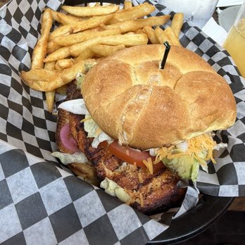 Duke's Upper Deck Cafe - Grilled chicken sandwich, build your own Grilled chicken, cheddar, avocado, pickled onions, lettuce, tomato - New American Near Me - Homestead, Pennsylvania