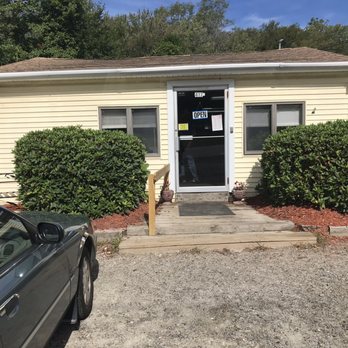 Dad's - Restaurant Front - Diners Near Me - Charlton, Massachusetts