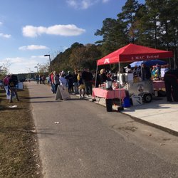 Princess Anne Athletic Complex - Only one food table for 1000+ people.