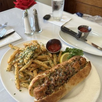 Impudent Oyster - Scallop sandwich and truffle fries - Seafood Near Me - Chatham, Massachusetts