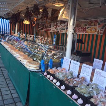 Sadak Feinkost Marktstand - Beste Sadak Fisch und Feinkost - Farmers Market Near Me - Gauting, BY