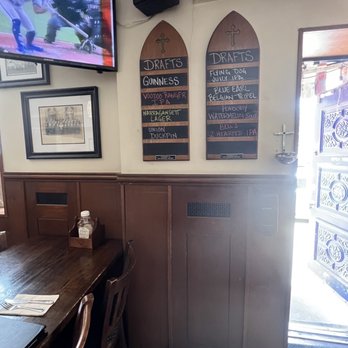 Ale Mary's - Decor - Pubs Near Me - Baltimore, Maryland Ale Mary's - Decor - Pubs Near Me - Baltimore, Maryland