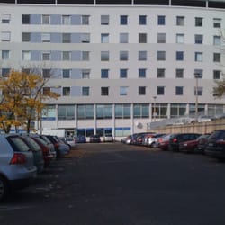 M&M Computer - Zufahrt mit PKW über den Innenhof ehem. ROBOTRON möglich