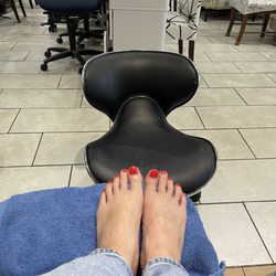 Lee Spa Nails