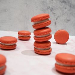 Aki Bakes - Red velvet macarons