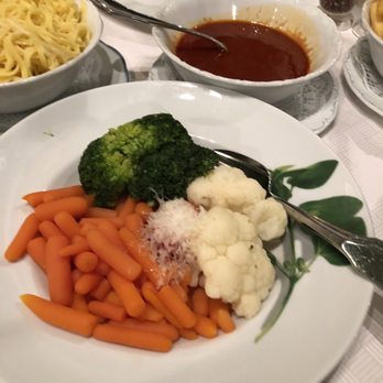 Restaurant Schifferkrug - Fresh steamed vegetables - German Near Me - Celle, NI
