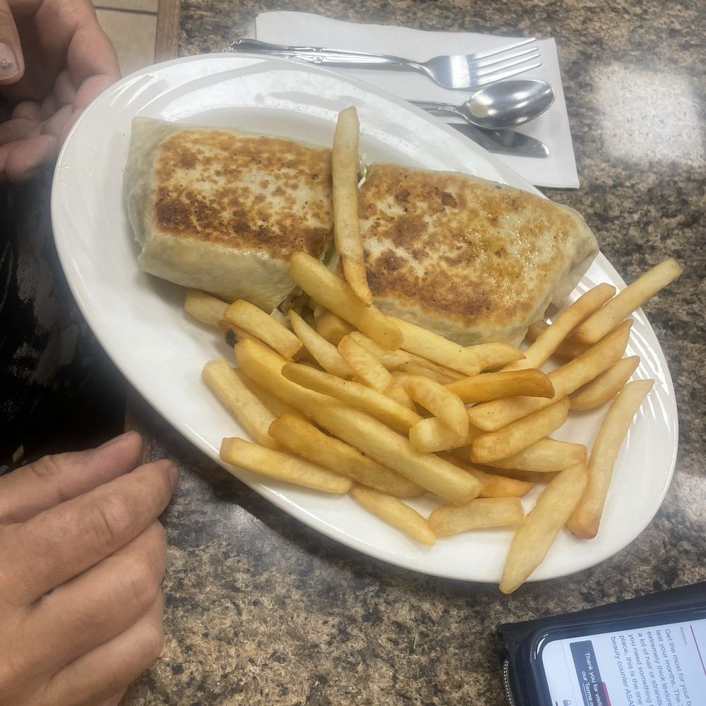 Colonial Restaurant - Italian burrito - Diners Near Me - Fords, New Jersey Colonial Restaurant - Italian burrito - Diners Near Me - Fords, New Jersey