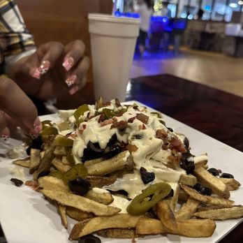 Mountain Fork Brewery - Loaded fries - Brewpubs Near Me - Broken Bow, Oklahoma Mountain Fork Brewery - Loaded fries - Brewpubs Near Me - Broken Bow, Oklahoma