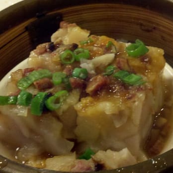 Great Eastern Restaurant - Steamed turnip cake w/dried pork topping - Dim Sum Near Me - San Francisco, California
